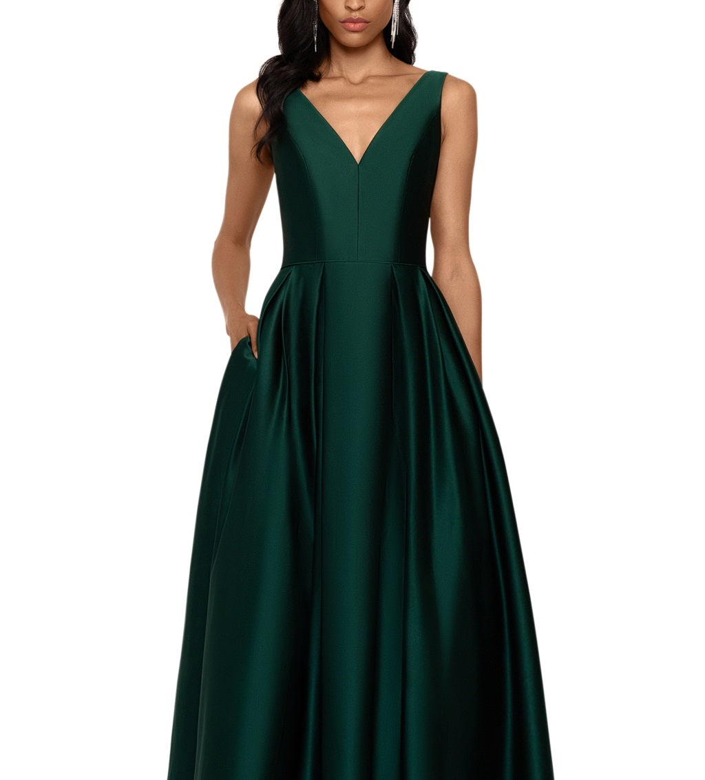 Vestido de baile Betsy &amp; Adam feminino de cetim alto e baixo, verde, tamanho 4