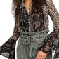 Blusa feminina com estampa Serena e botões, preta, tamanho extragrande, da Free People