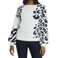 Suéter feminino Vince Camuto com estampa animal e jacquard felpudo, branco, tamanho médio