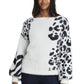 Suéter felpudo com estampa animal jacquard feminino Vince Camuto, branco, tamanho grande