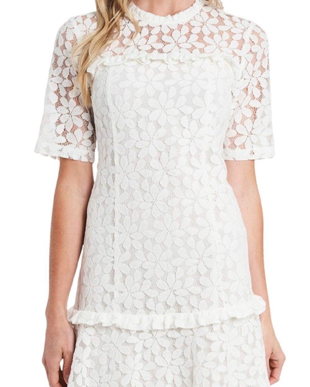 Vestido curto feminino CeCe com babados e renda, branco, tamanho 2