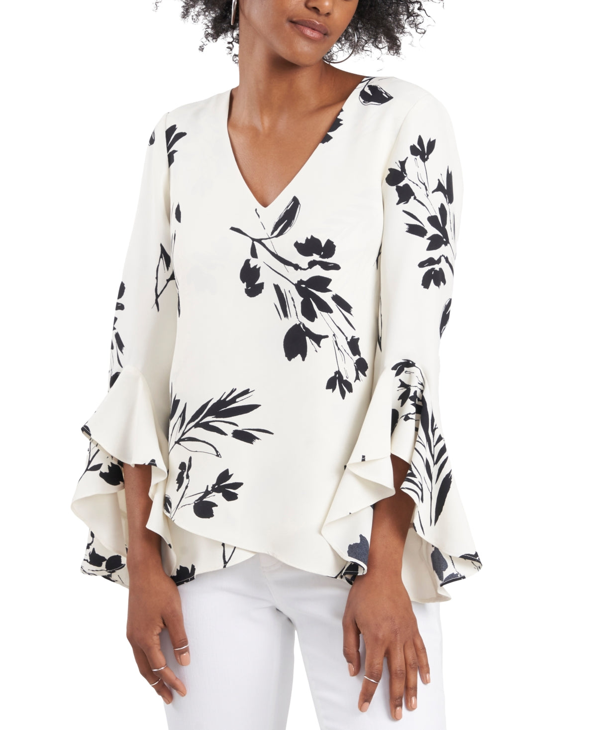 Vince Camuto Blusa feminina com estampa floral e manga trompete, branca, tamanho pequeno