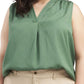 Vince Camuto Blusa plissada sem mangas com decote em V, verde, tamanho 2X