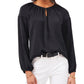 Blusa feminina Vince Camuto de cetim martelado, preta, tamanho X-S