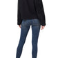 Vince Camuto Blusa de malha feminina com manga de pele sintética, preta, tamanho XX-G