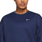 Camiseta de treino Nike Therma-fit Fleece feminina - Azul-marinho meia-noite, tamanho GG