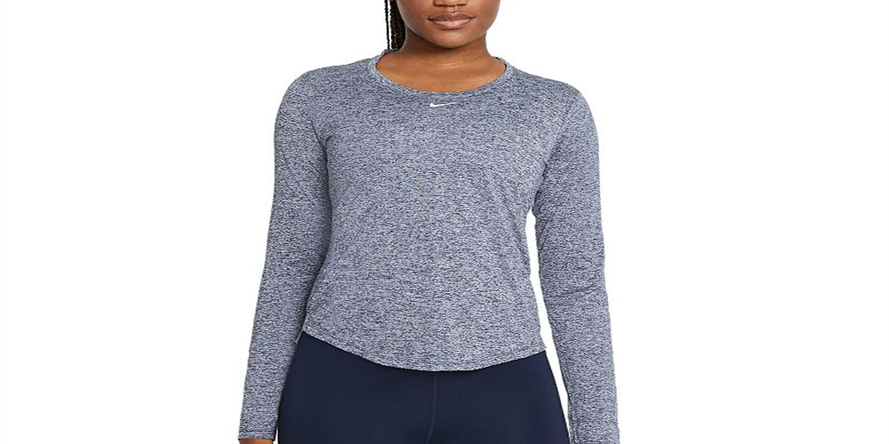 Camiseta Nike Plus Dri FIT One Standard Fit Feminina Azul Tamanho 3X