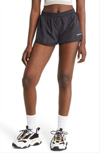 Shorts de corrida femininos Iets Frans X-Small Nylon Runner em preto da Nordstrom