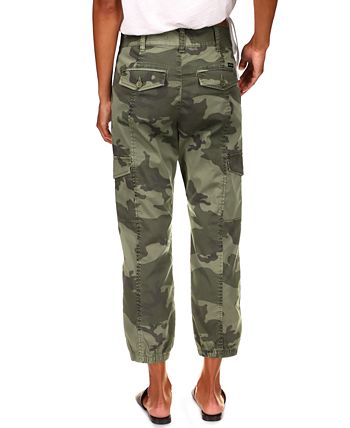 Calças femininas Sanctuary Rebel Camo Print Verde Tamanho 28