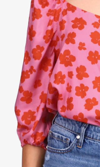 Blusa feminina Sanctuary Daily com botões florais e frente única, rosa, tamanho extragrande