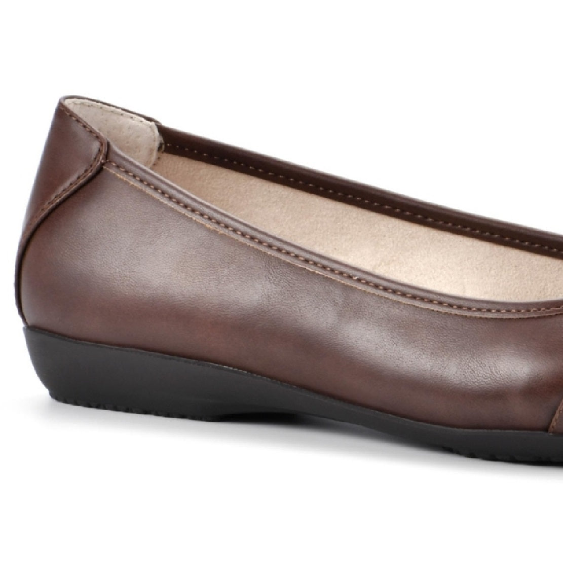 Sapatilhas de balé femininas Charmed White Mountain, marrom, tamanho 6 M