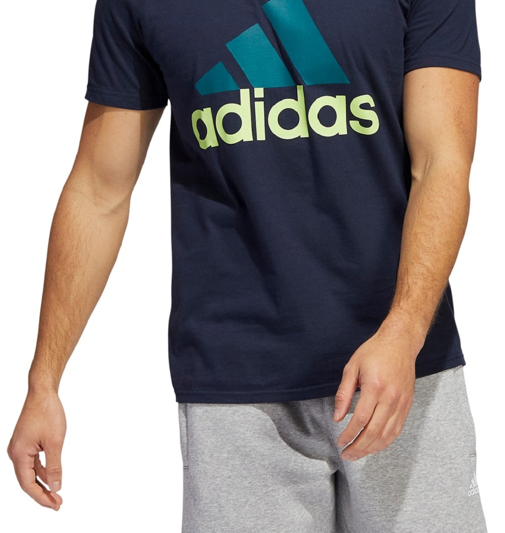 Camiseta Adidas Masculina Badge Of Sport Logo Azul Tamanho X-G