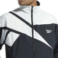 Jaqueta esportiva masculina Reebok Classics Vector Regular-Fit com logo e blocos de cores e zíper, preta, tamanho 2GG