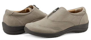 Earth - Women's Fannie Round Toe Casual Leather Slip-on Flats