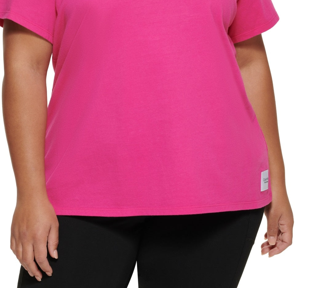 Camiseta Calvin Klein Feminina Performance Plus Logo Patch Gola V Rosa Tamanho 1X