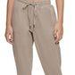 Calça jogger Calvin Klein feminina com tingimento de roupas e cintura franzida, marrom, tamanho médio