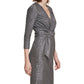 Vestido Calvin Klein Feminino com Decote em V e Malha Glitter Cinza Tamanho XS