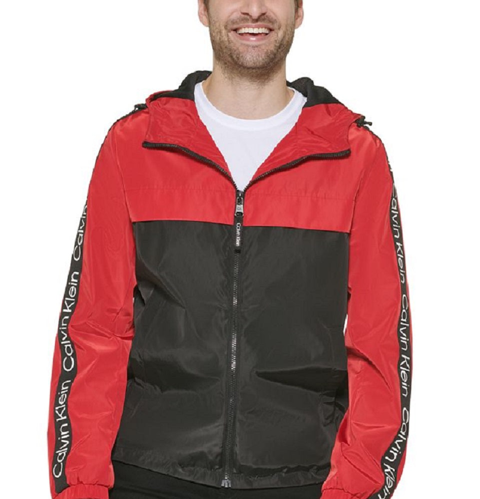 Jaqueta corta-vento com capuz e mangas coladas com logotipo Calvin Klein masculina, vermelha, tamanho grande