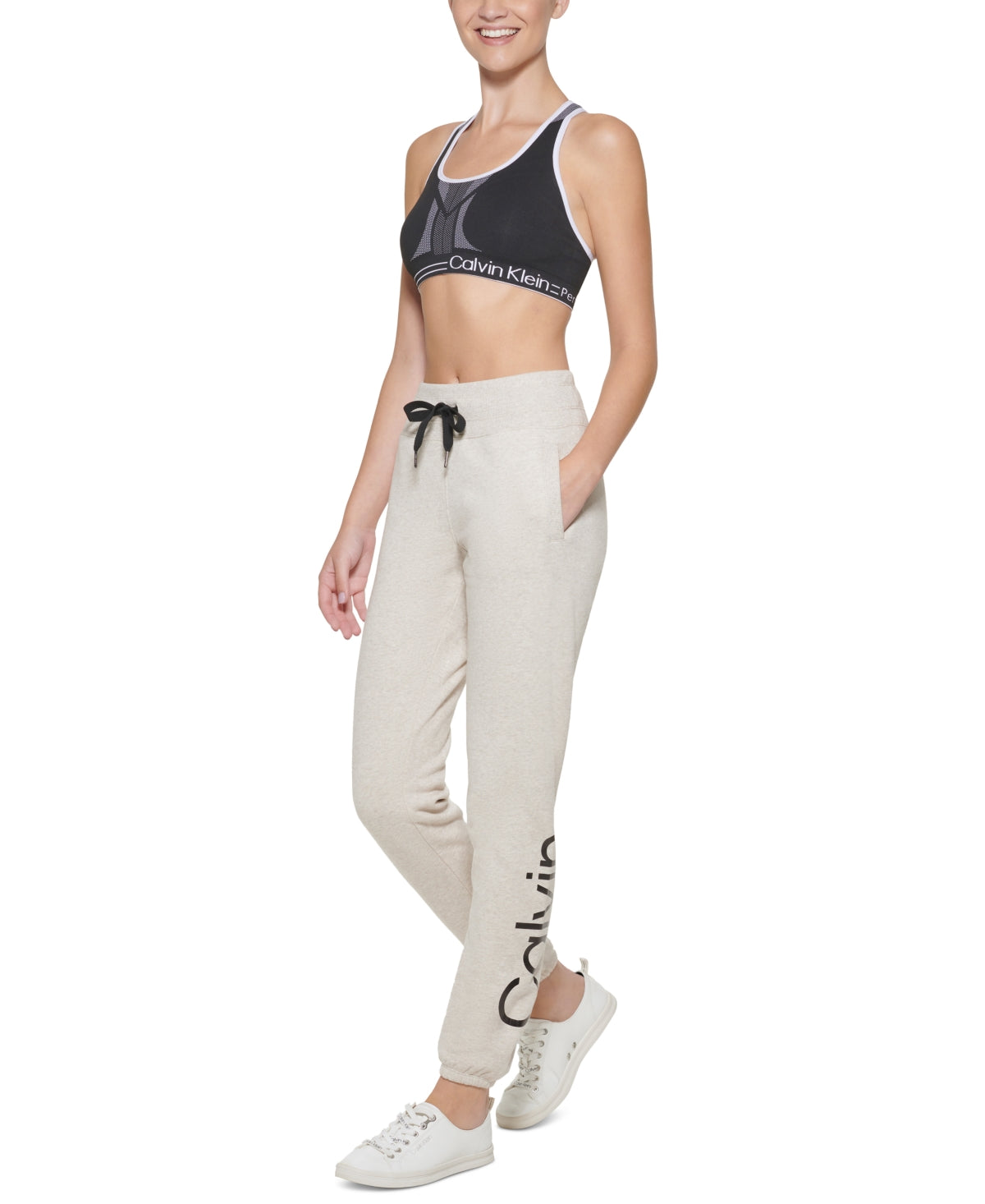 Calça jogger feminina Calvin Klein Graphic Marrom, tamanho médio