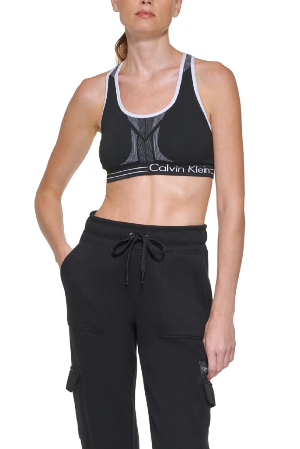 Calça cargo feminina Calvin Klein slim fit preta tamanho grande