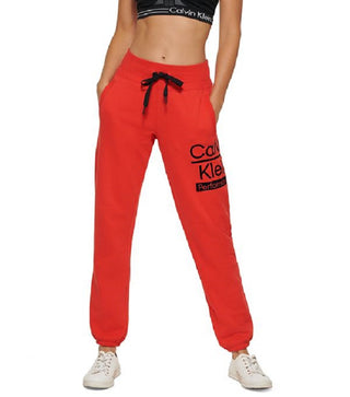 Calça jogger feminina Calvin Klein com estampa flocada e logo dividida, vermelha, tamanho grande
