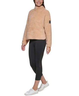 Blusa feminina Calvin Klein com gola falsa marrom, tamanho médio