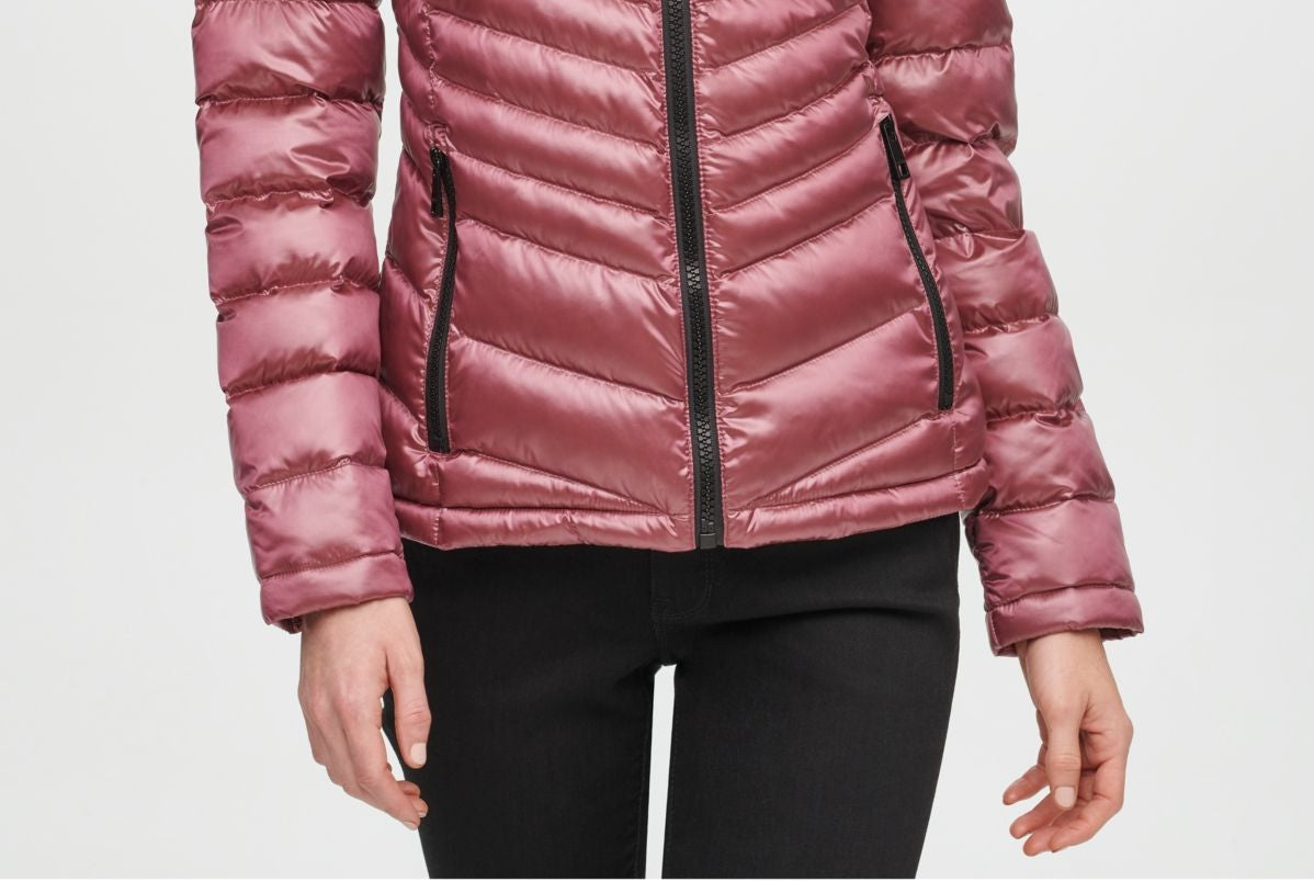 Casaco acolchoado com capuz Calvin Klein feminino, dobrável, brilhante, rosa, tamanho médio