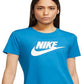 Camiseta Nike Sportswear Essential Feminina Azul Tamanho P