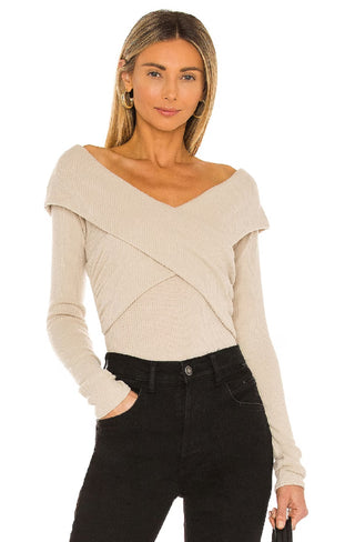 Blusa Marley Off The Shoulder Ribbed Feminina Free People Marrom Tamanho Grande