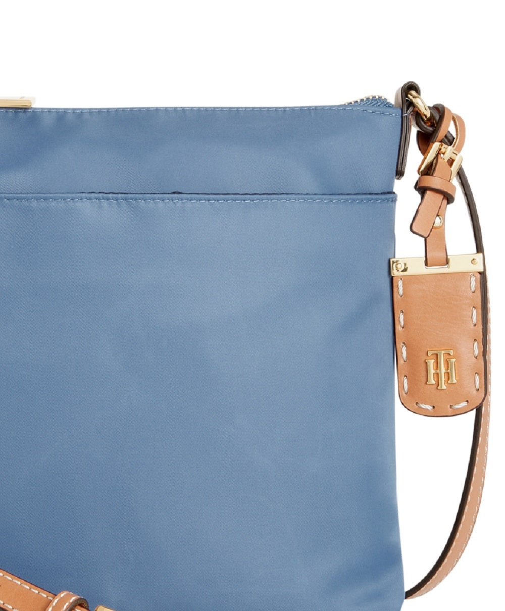 Bolsa transversal feminina Tommy Hilfiger Julia North South azul tamanho regular