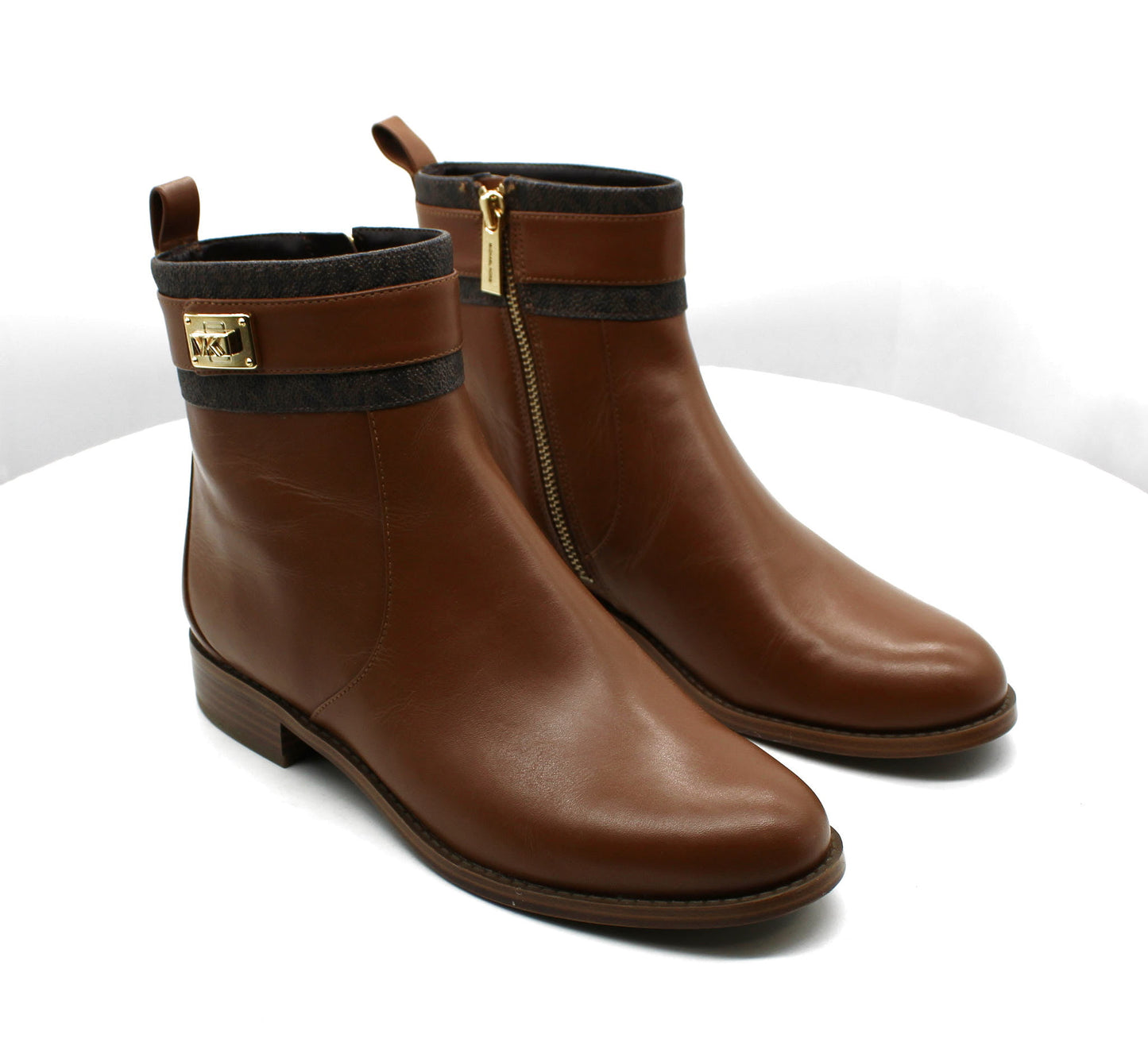 Botas femininas Michael Kors Padma Strap de salto baixo, marrom, tamanho 6,5