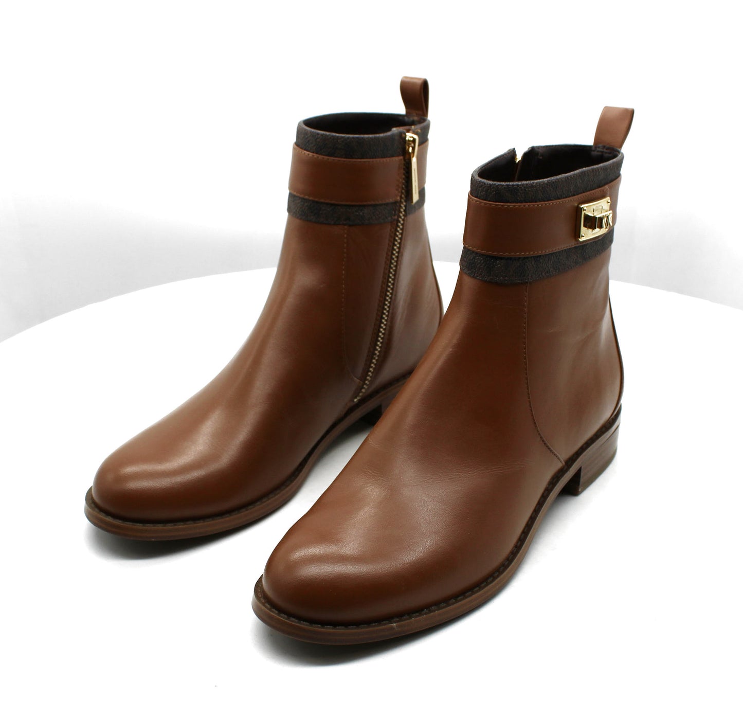 Botas femininas Michael Kors Padma Strap de salto baixo, marrom, tamanho 6,5