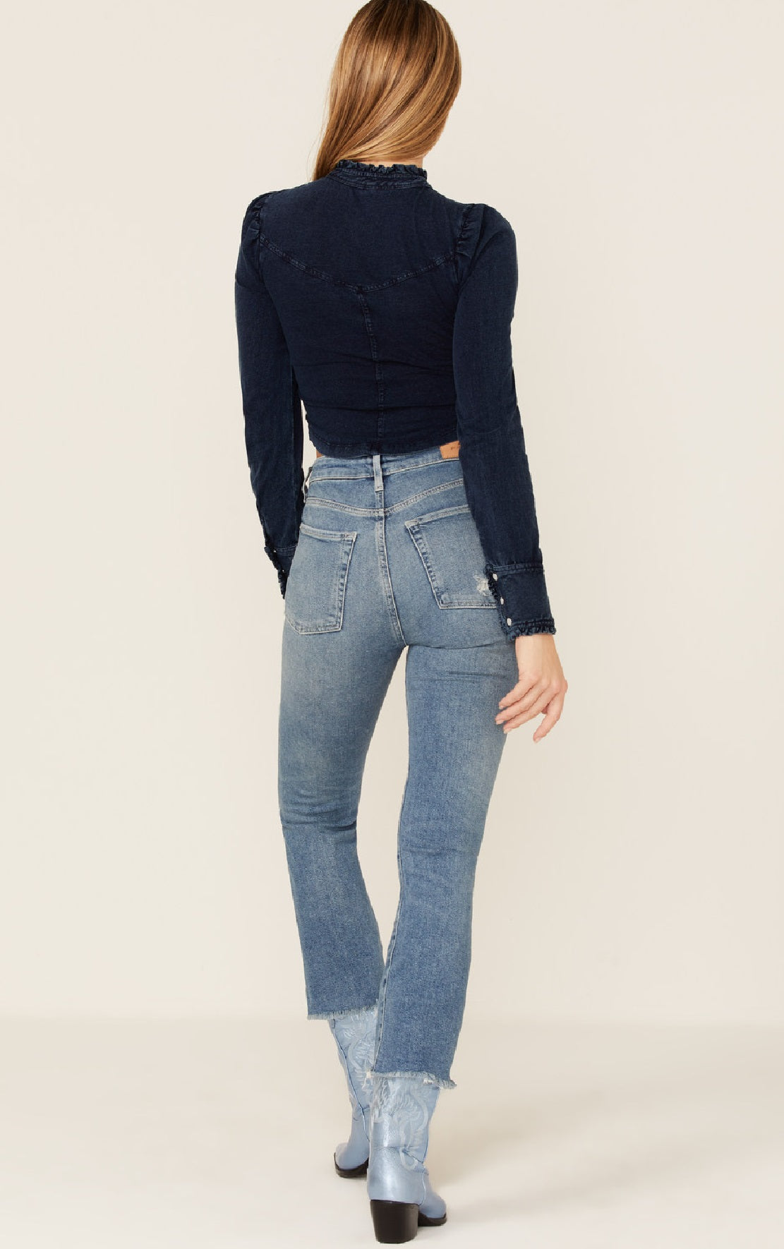 Calça jeans feminina JEN7 Luxe Vintage Ultra High Rise Slim Kick Flare Azul Tamanho 32