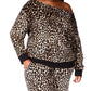 Blusa feminina Michael Kors com estampa animal e ombros de fora em veludo marrom, tamanho 1X