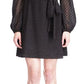 Vestido curto envelope feminino Michael Kors Swiss Dot, preto