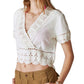 Blusa curta feminina de crochê com decote em V, branca, da Lucky Brand
