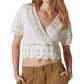 Blusa curta feminina de crochê com decote em V, branca, da Lucky Brand