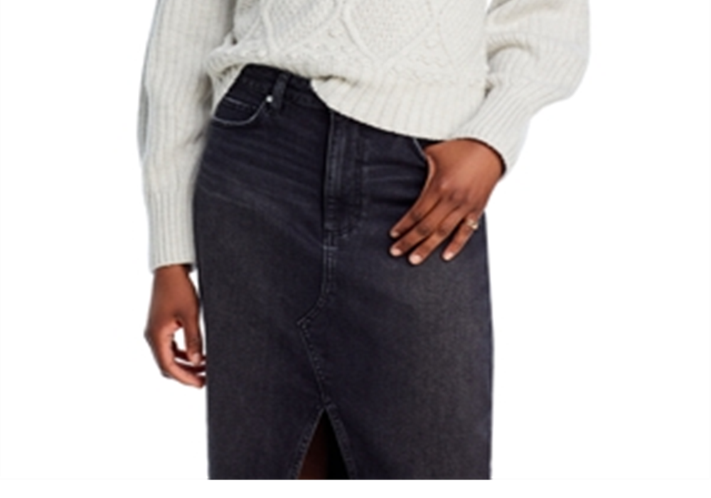 Suéter Leonie com pompons esplêndido