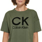 Camiseta Calvin Klein Feminina de Algodão com Estampa de Logotipo Flocado e Manga Curta Verde Tamanho Grande