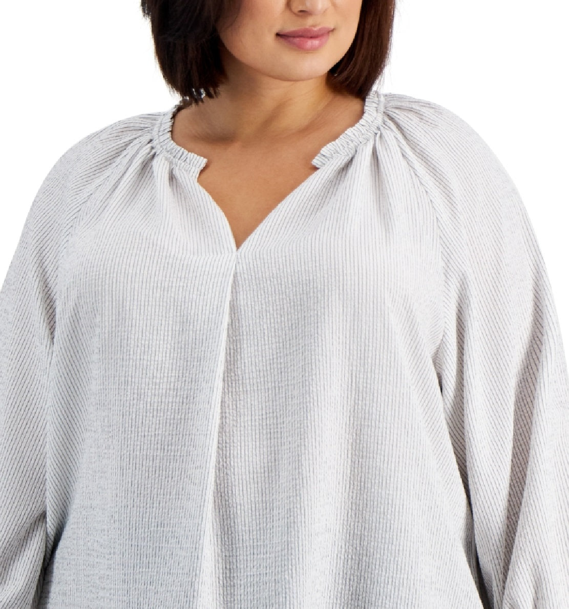 Blusa feminina listrada texturizada com decote em V, branca, tamanho 2X