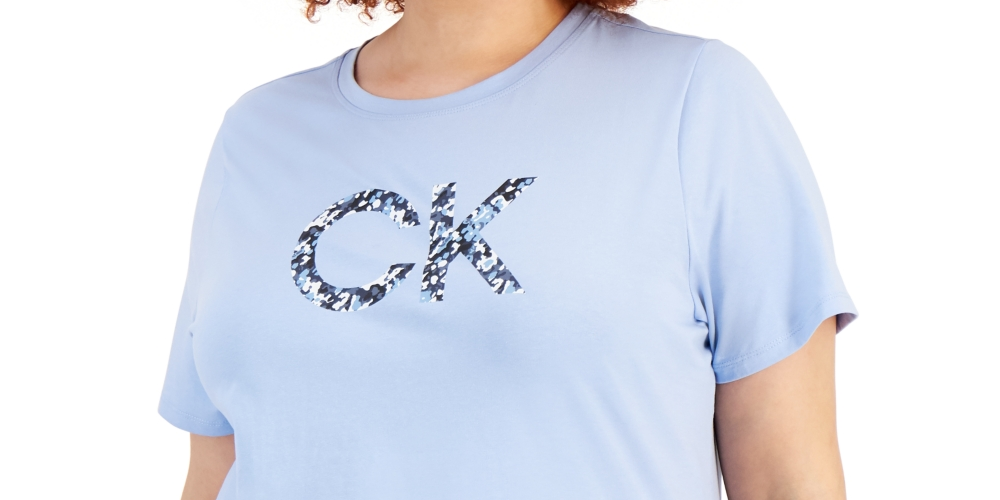 Camiseta Calvin Klein Feminina Estampada com Logotipo Azul Tamanho 1X