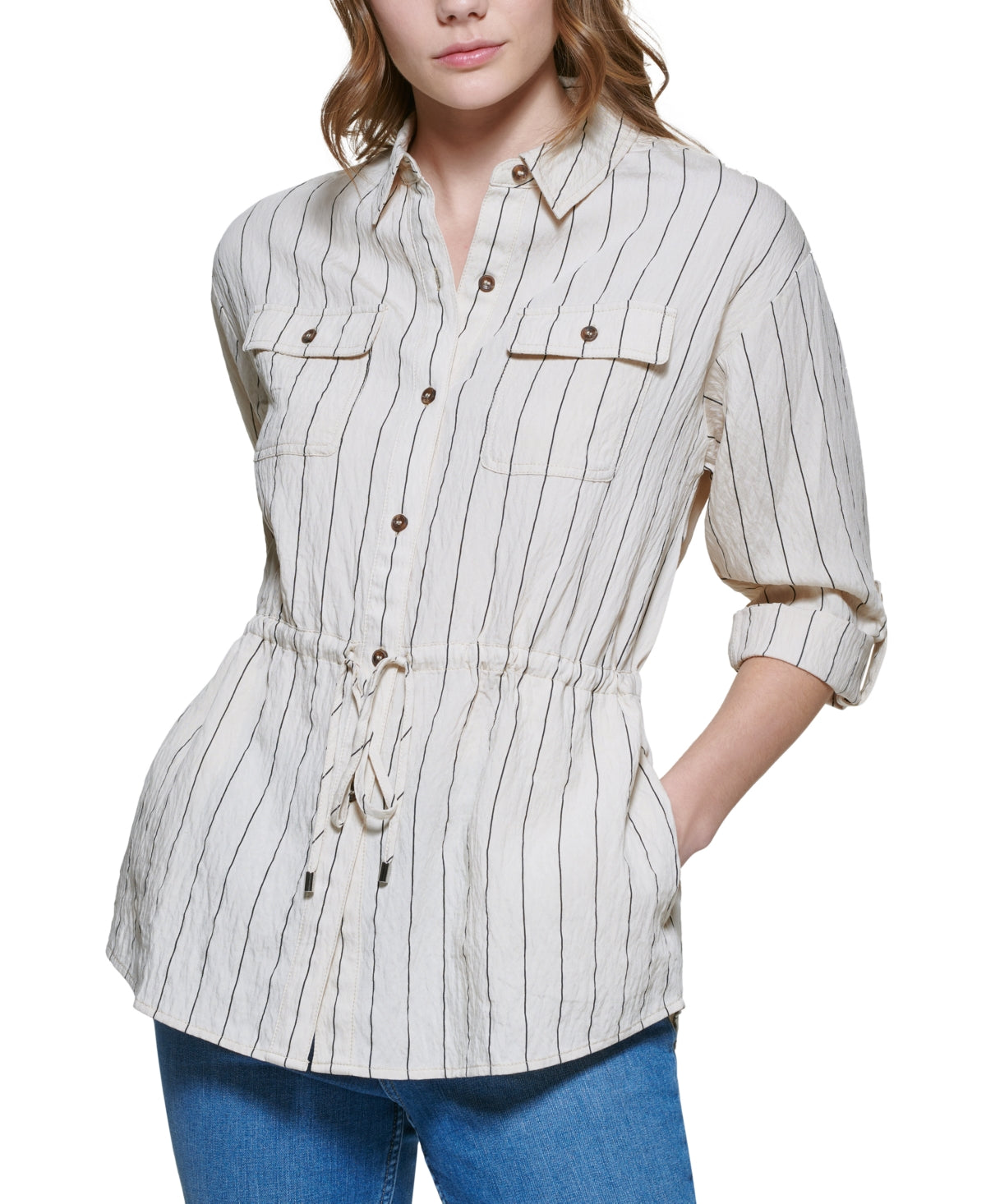 Camisa feminina Calvin Klein listrada com botões e amarração na cintura, marrom, tamanho grande