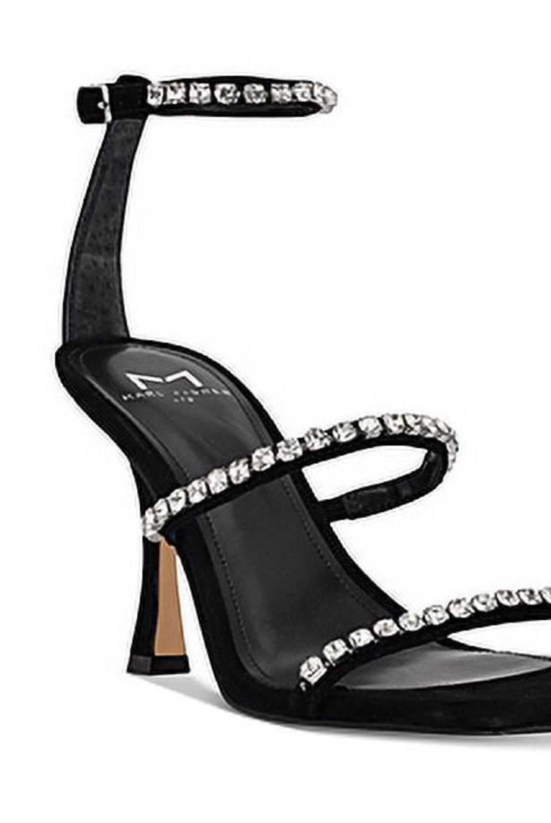 Sandálias femininas de salto alto com tiras e detalhes Dezzi da Marc Fisher Ltd., pretas, tamanho 8