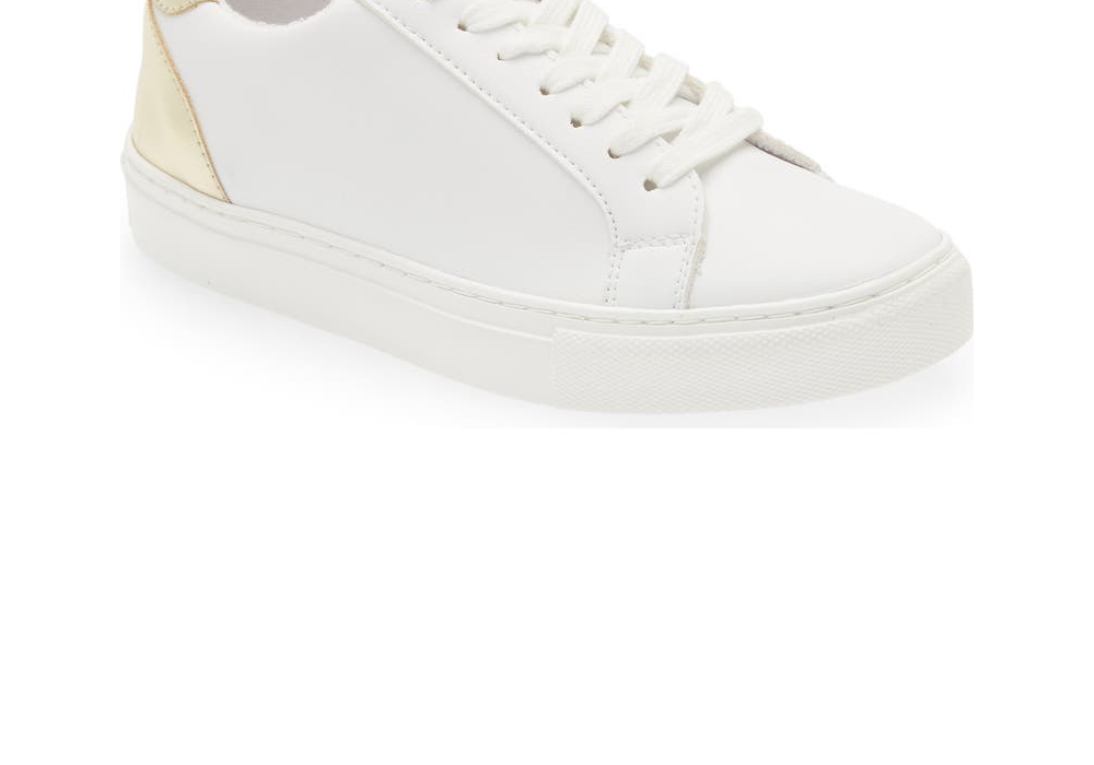 Tênis Steve Madden Ravia em Branco/Prata Tamanho 7