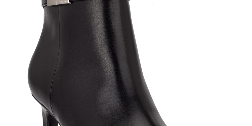 Calvin Klein Sarity Sapato de bico fino feminino, preto, tamanho 6,5
