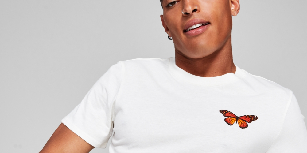 E agora esta camiseta masculina borboleta branca tamanho grande