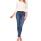 Vince Camuto Blusa feminina com ilhós e manga sino, branca, tamanho médio