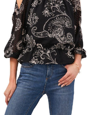 Blusa feminina Vince Camuto com estampa paisley e ombros descobertos, preta, tamanho pequeno
