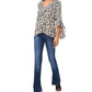 Blusa feminina Vince Camuto com manga esvoaçante, decote em V, estampa geométrica, cinza, tamanho extragrande