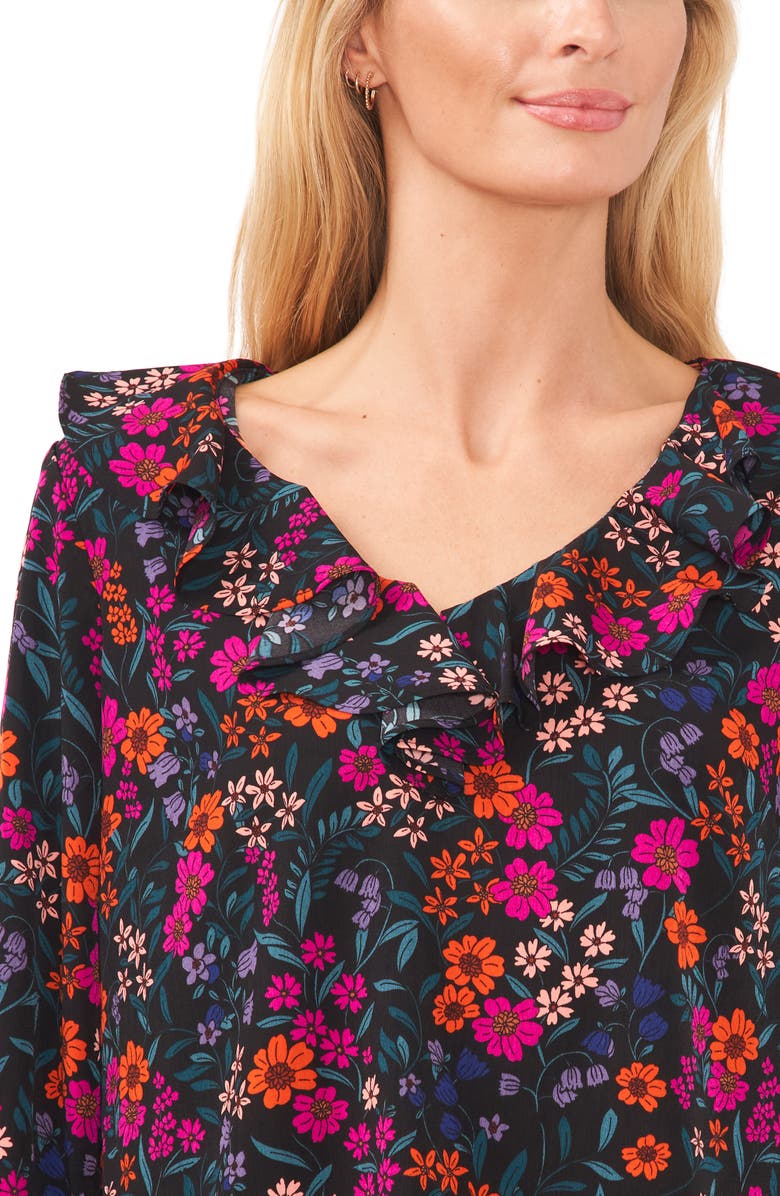 Blusa feminina CeCe com estampa floral e babados, preta, tamanho médio